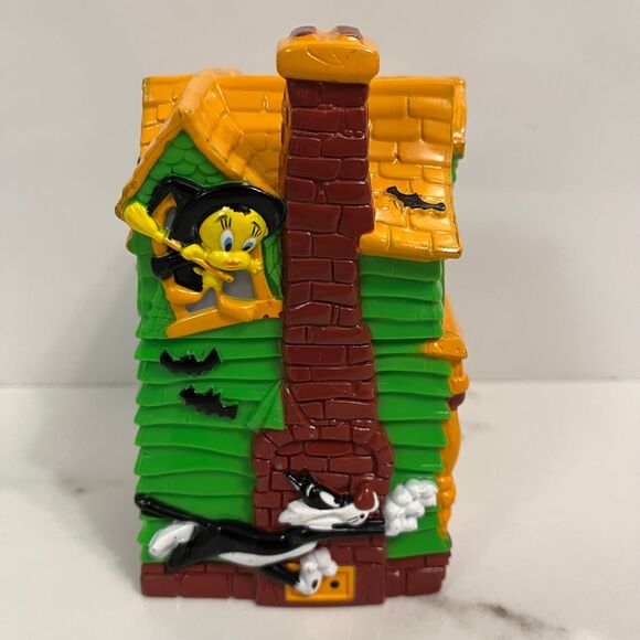 Russell Stover Looney Tunes Haunted House Halloween Candy Bank Vintage 1997 - Picture 7 of 11
